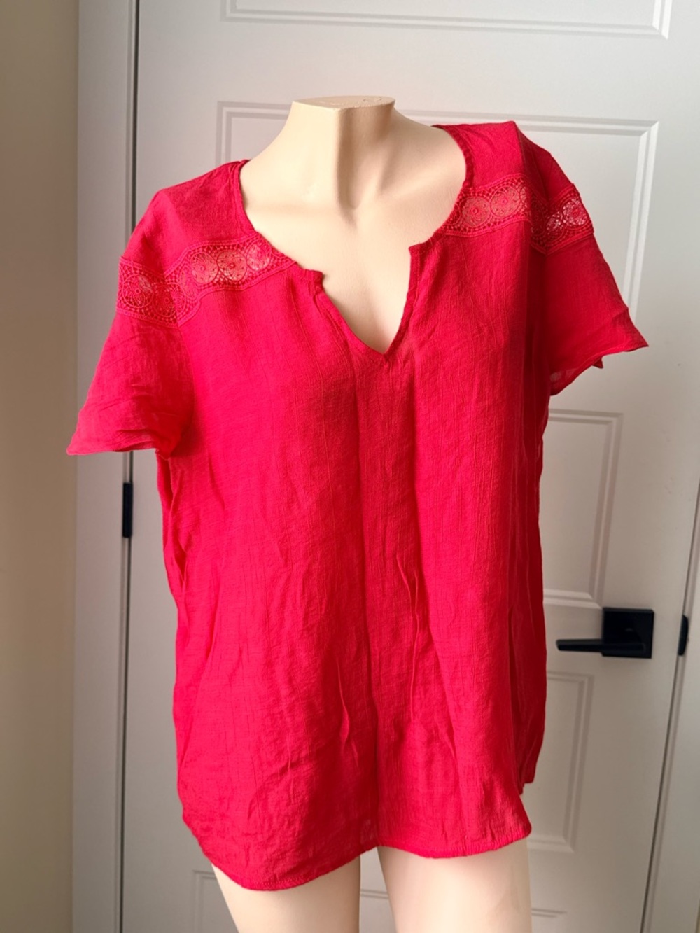 Counterparts Split-Neck Lace Yoke Tunic - Bright Red